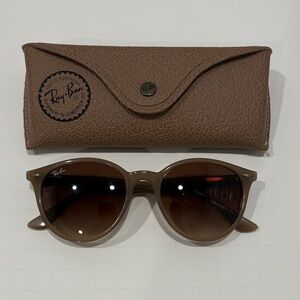 Ray-Ban Tan Sunglasses with Case